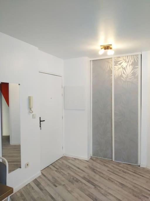 Superb Modern Apartment Clichy Exterior foto